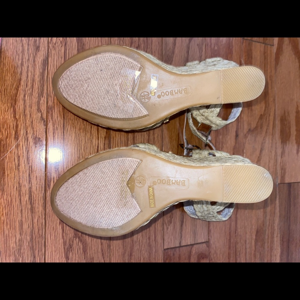 Heels - Picture 3 of 3